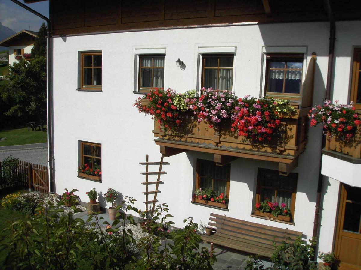 Gruberhof Apartment San Candido Exterior foto